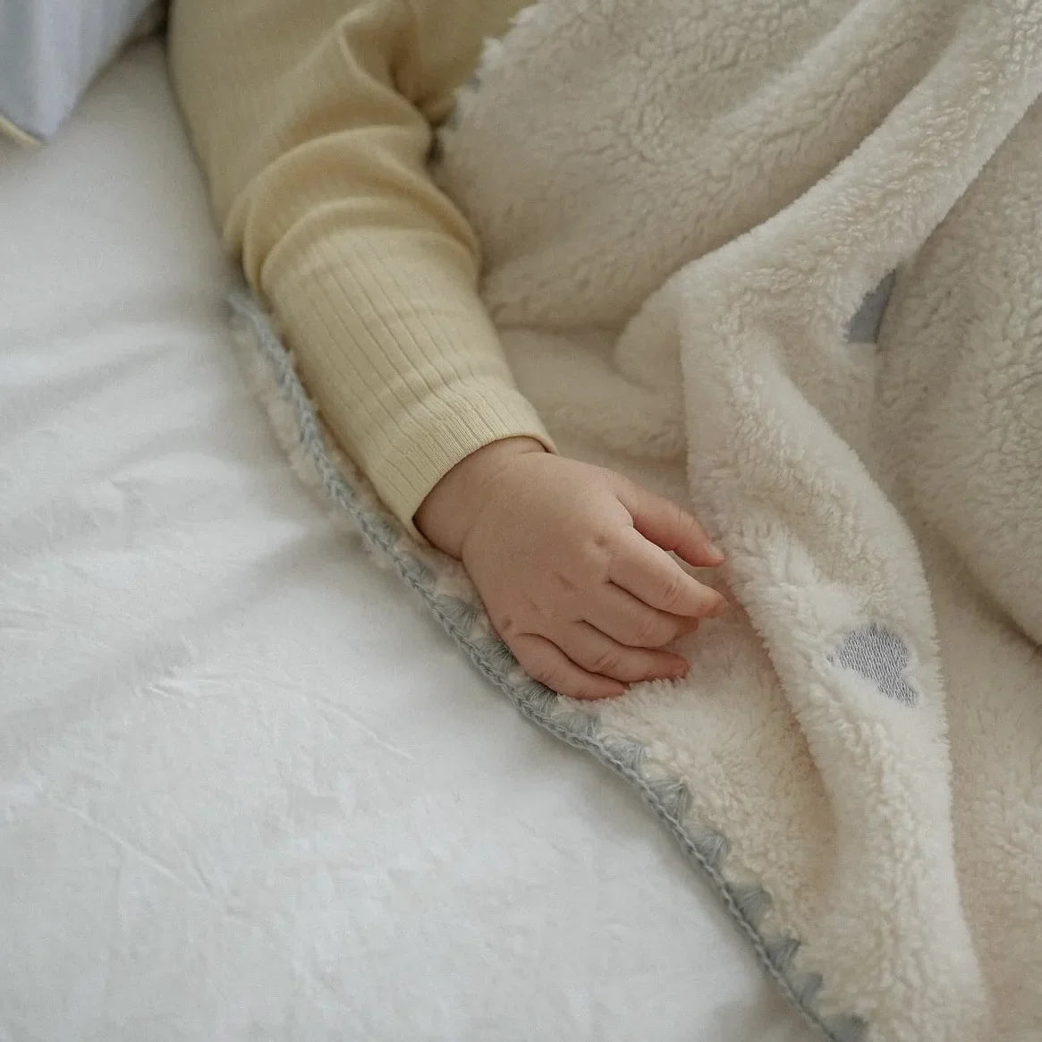 Newborn Swaddling Blanket