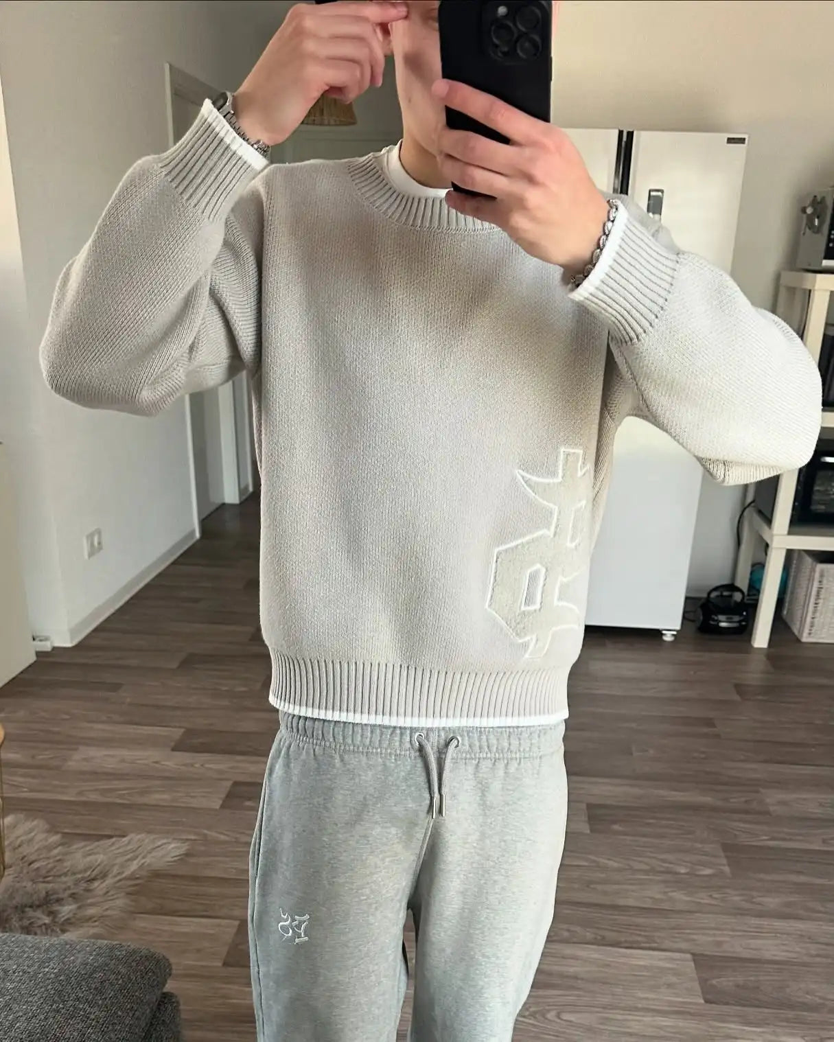 Y2K Round Neck Gray Knitted Sweater