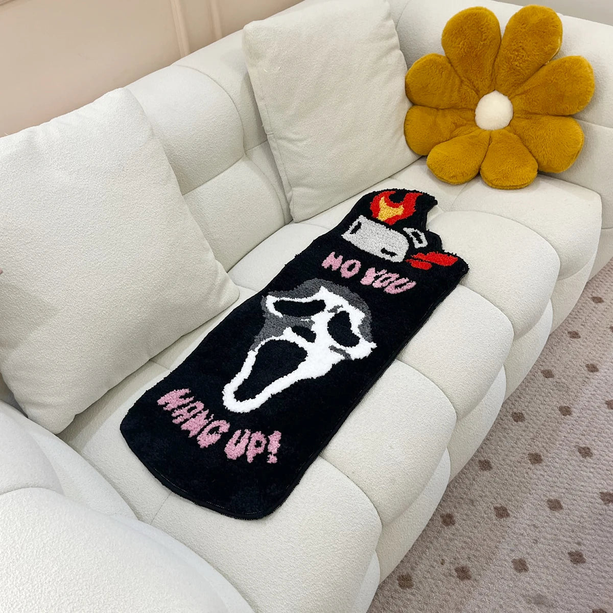 Black Ghost Lighter Tufted Rug